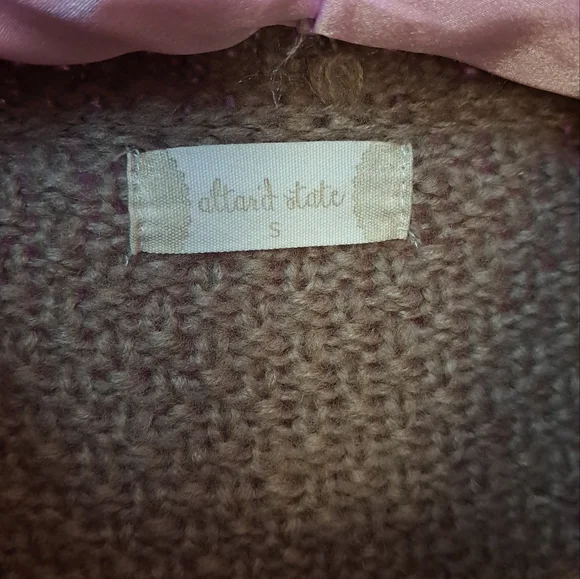 Altered State Brown Cable Knit Fringe Sweater. Size Small - Picture 7 of 8